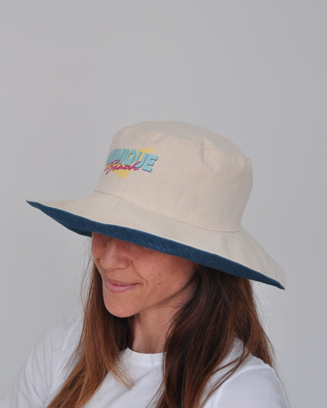 Sombrero de playa reversible vaquero & hueso con logo mimique beach