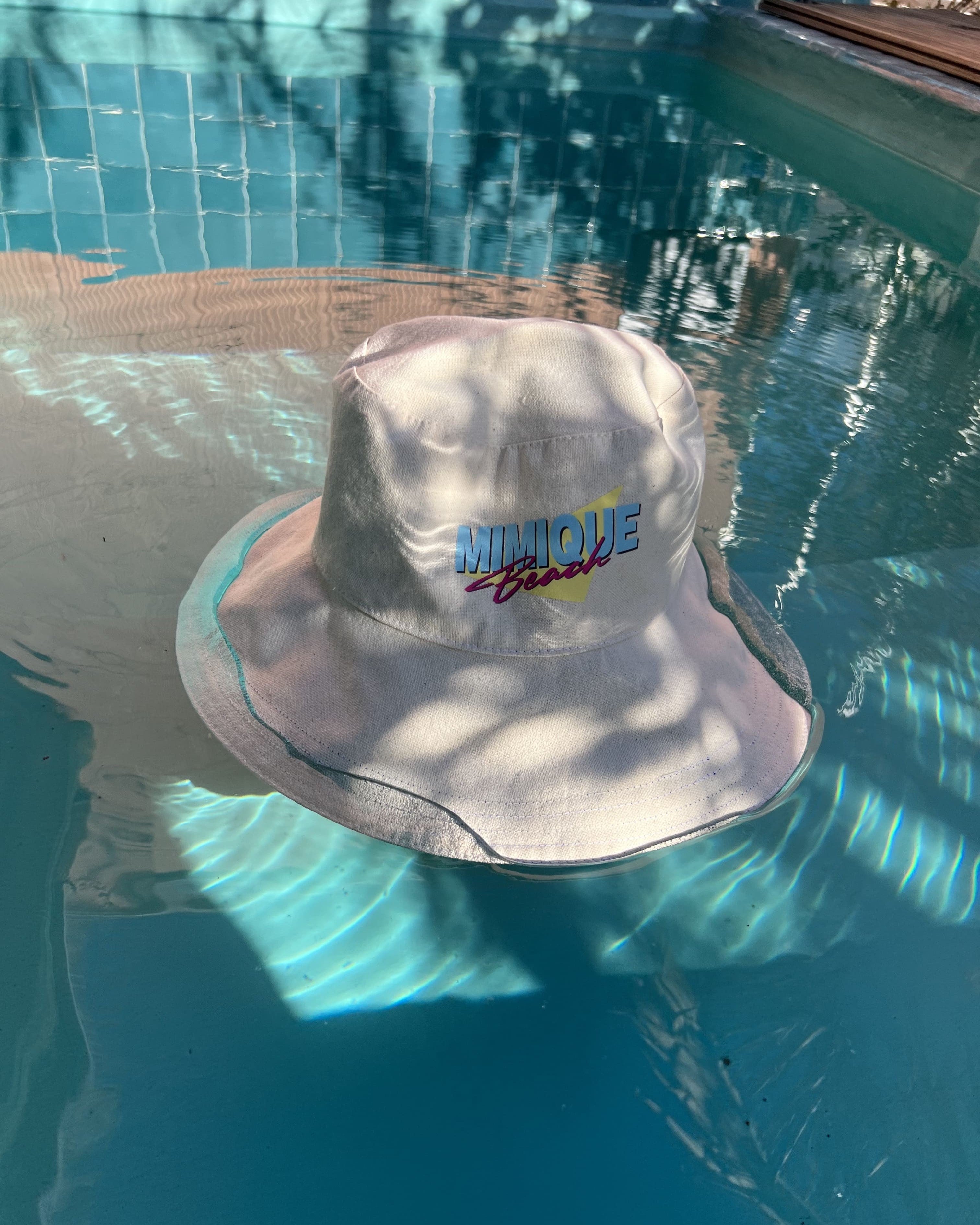Sombrero de playa con logo mimique beach