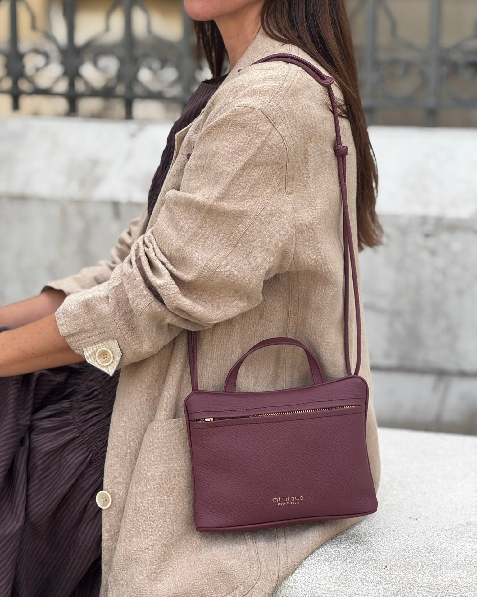 Bolso América para mujer Mimique piel burdeos. Calidad made in spain