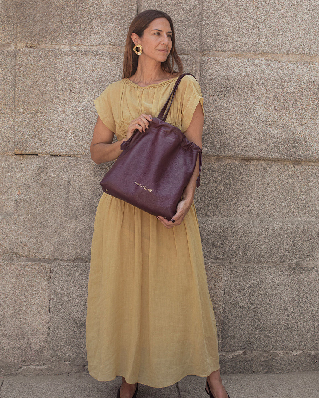 Bolso tote bag Barro de Mimique. Piel color burdeos. Hecho en España
