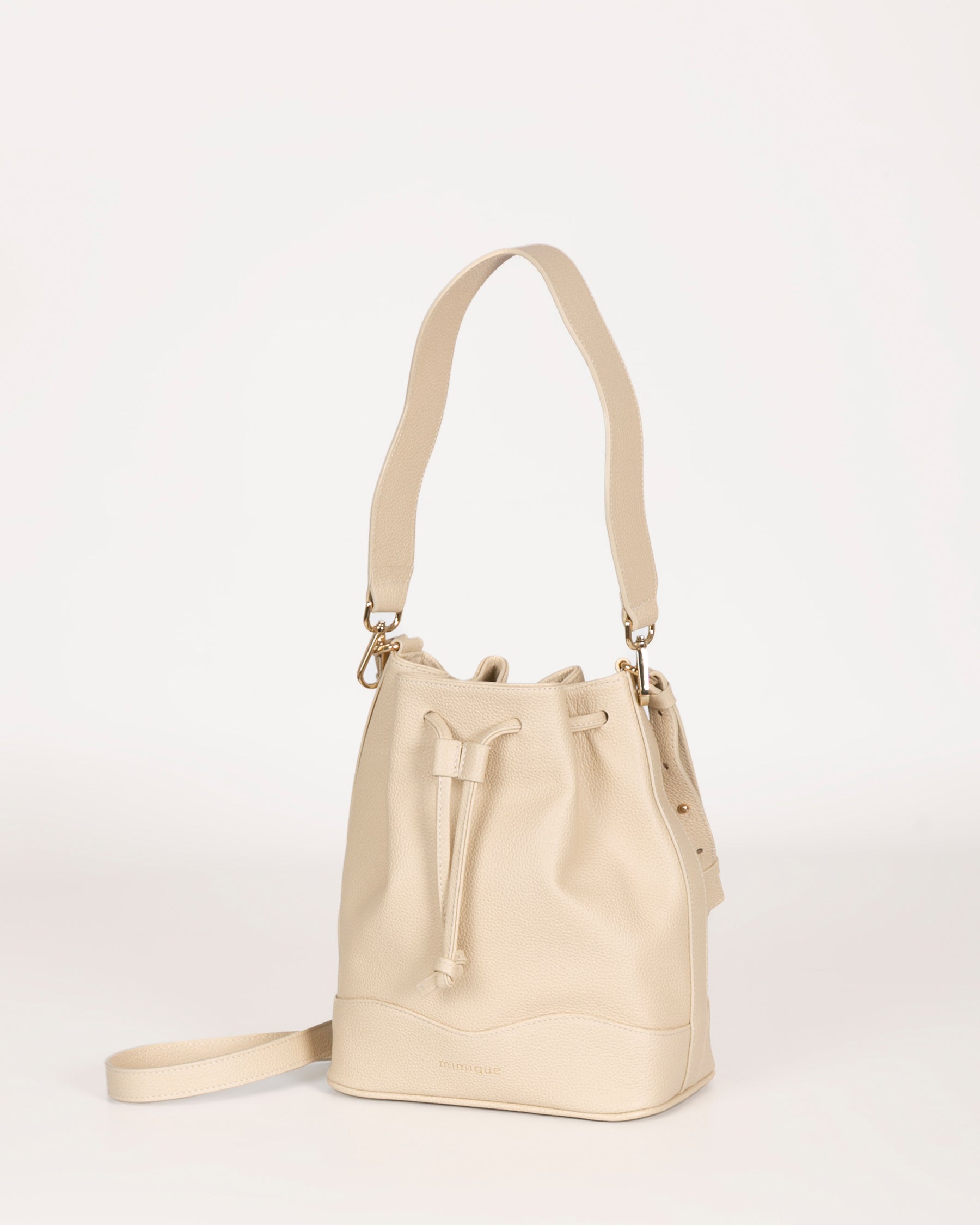 Bombonera mediana para mujer Serín de piel crema de Mimique de gran capacidad y calidad. Made in Spain