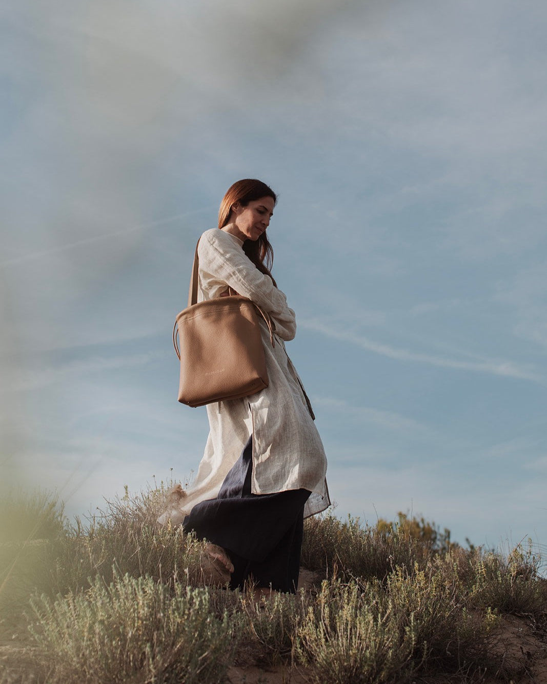 Bolso Tote Bag de piel gran capacidad Barro hecho a mano en España color cuero