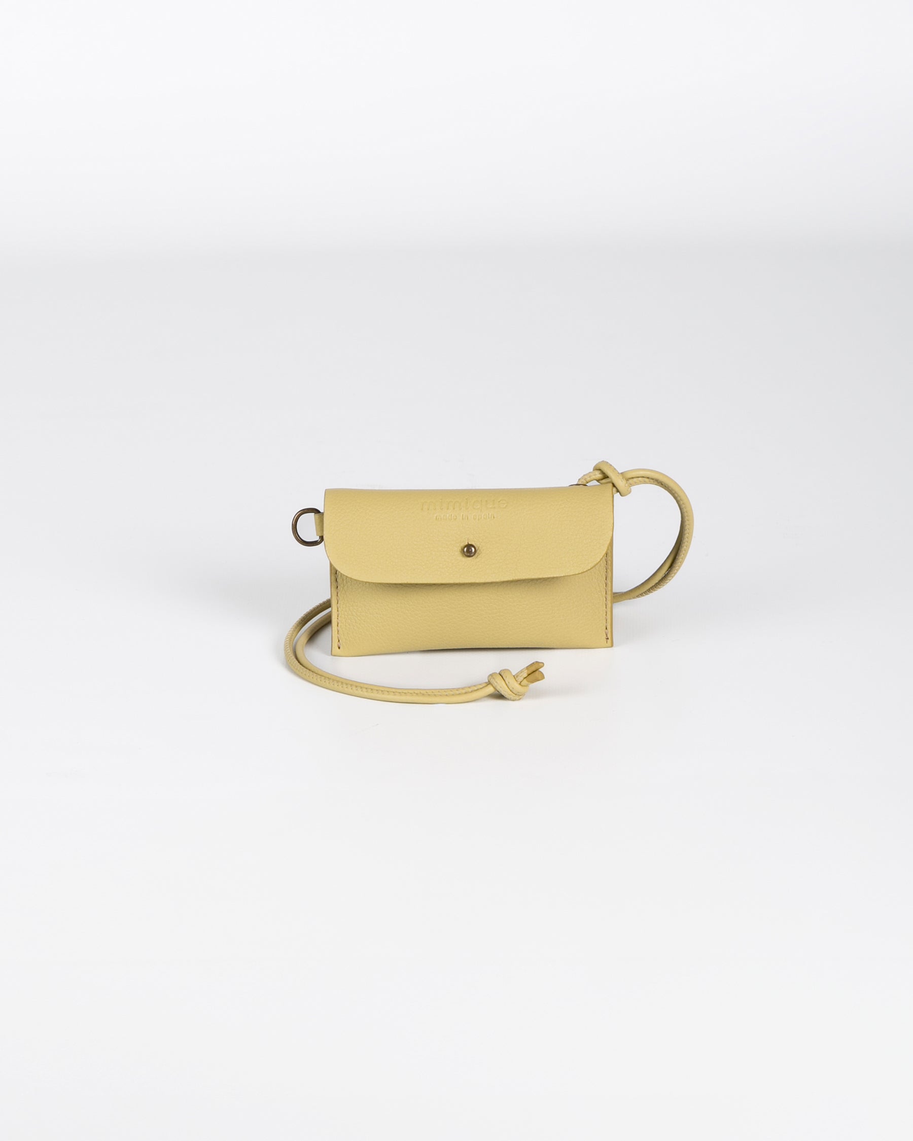 Funda de piel con cordón y arandela llaves. Gran capacidad