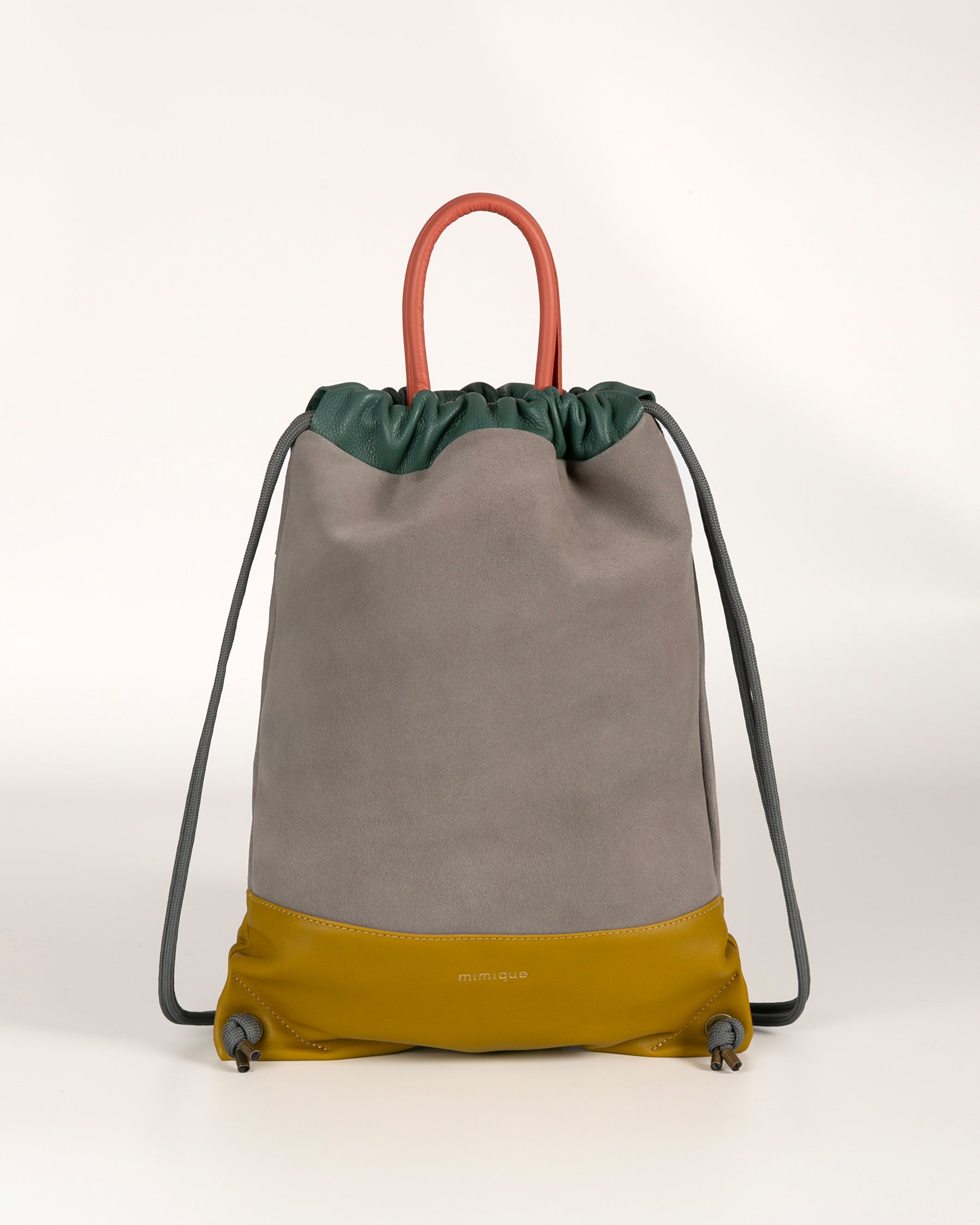 Mochila Arra Mimique de piel y ante serraje gris. Gran capacidad y calidad