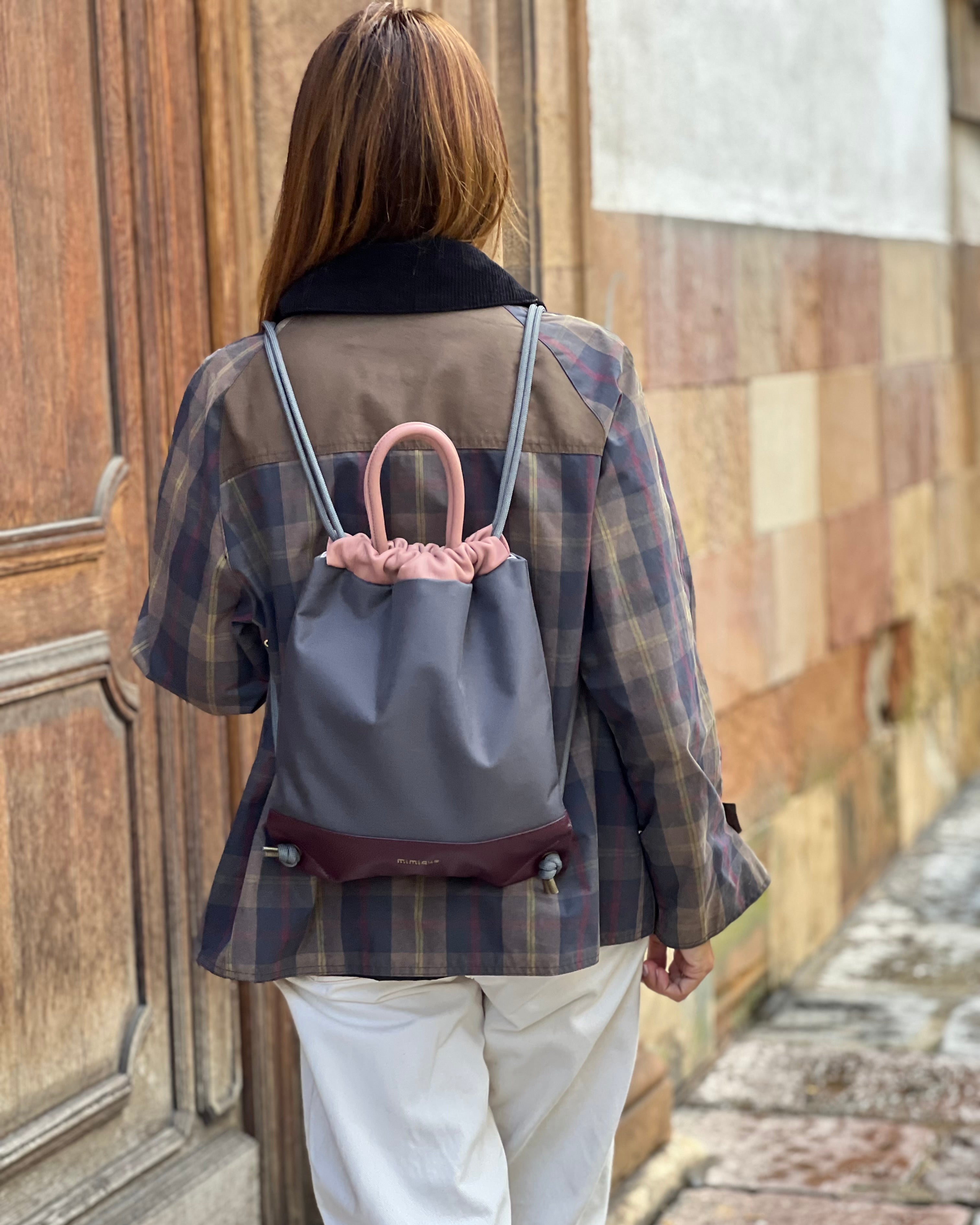 Mochila mediana Atalaya gris de Mimique. Ligera, cómoda, gran calidad