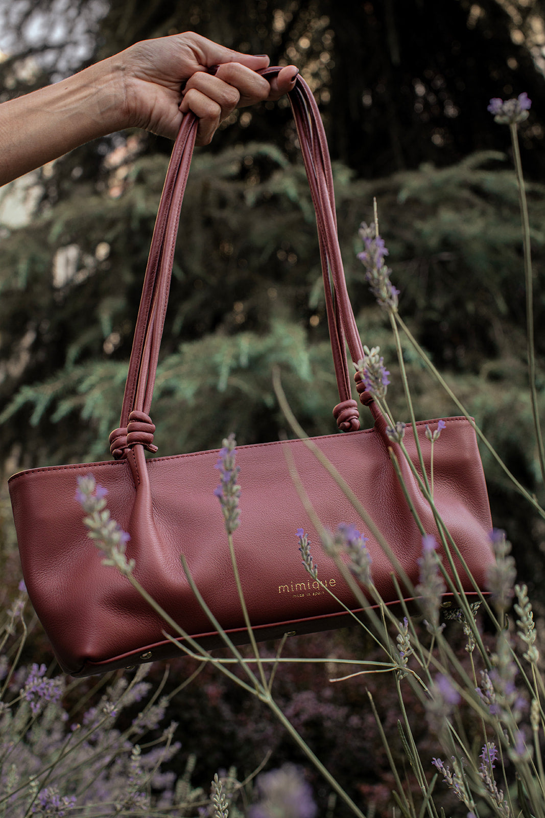 Bolso de mujer gran capacidad y calidad Toranda de Mimique en piel color arcilla. Hecho en España