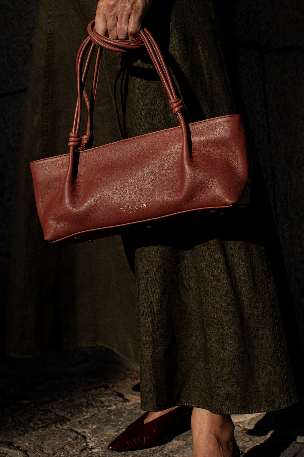 Bolso de mujer gran capacidad y calidad Toranda de Mimique en piel color arcilla. Hecho en España
