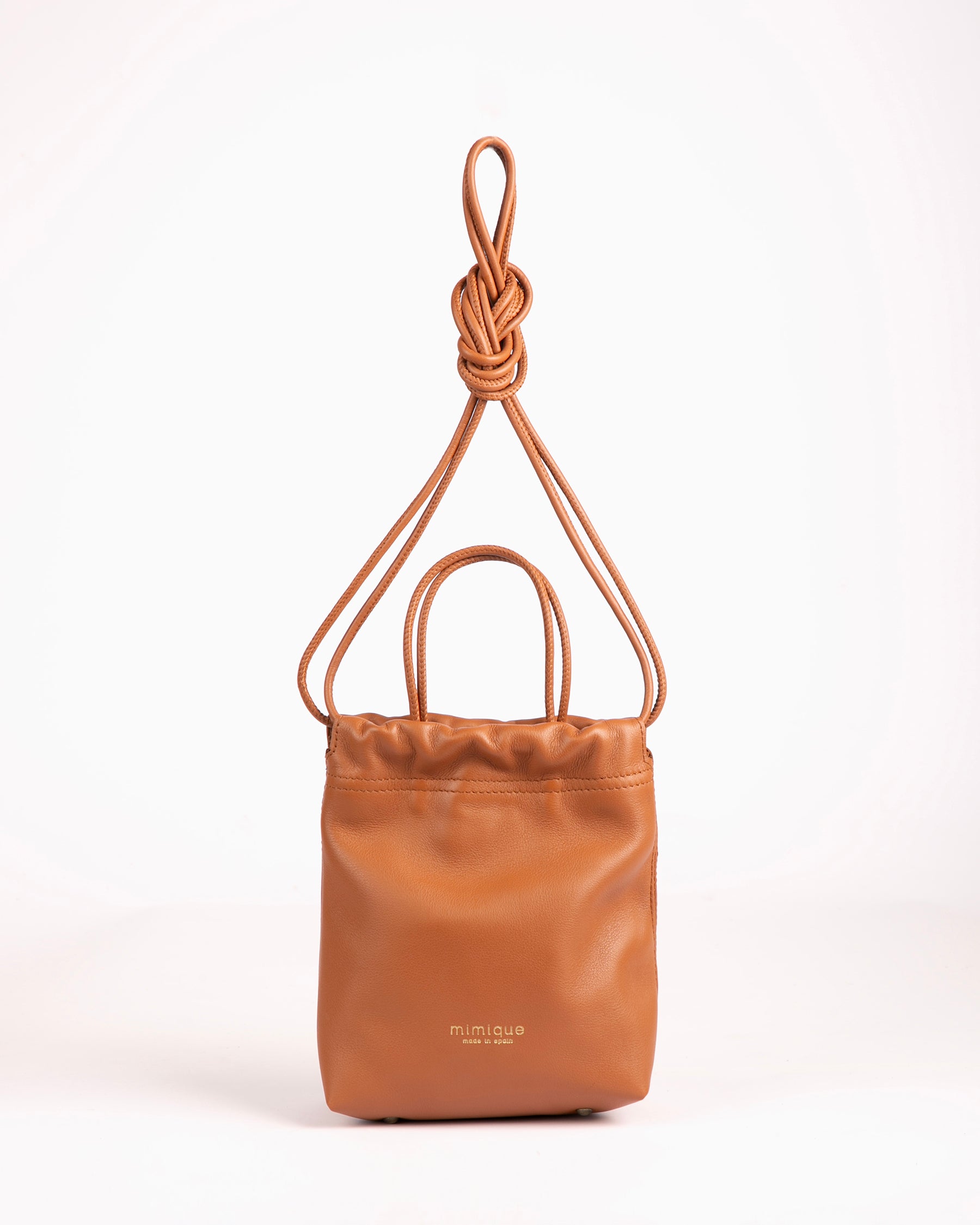 Bolso bandolera pequeña de piel cuero marrón Cue de Mimique. Made in Spain