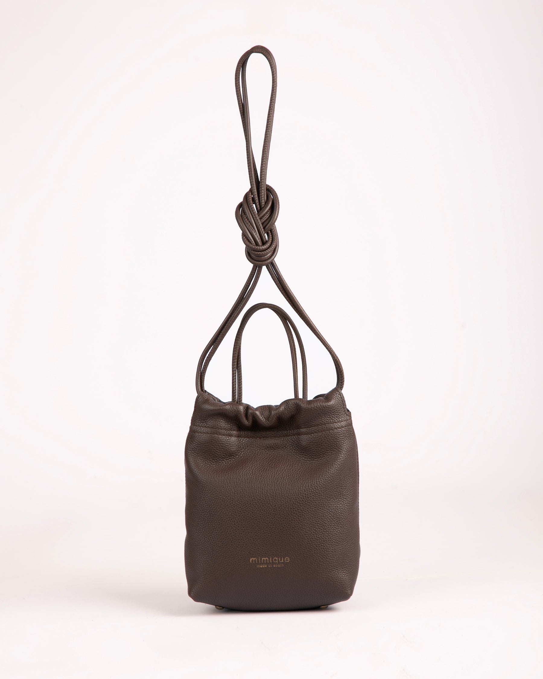 Bolso de piel Cue Mimique. Bandolera color marrón chocolate. Calidad made in Spain
