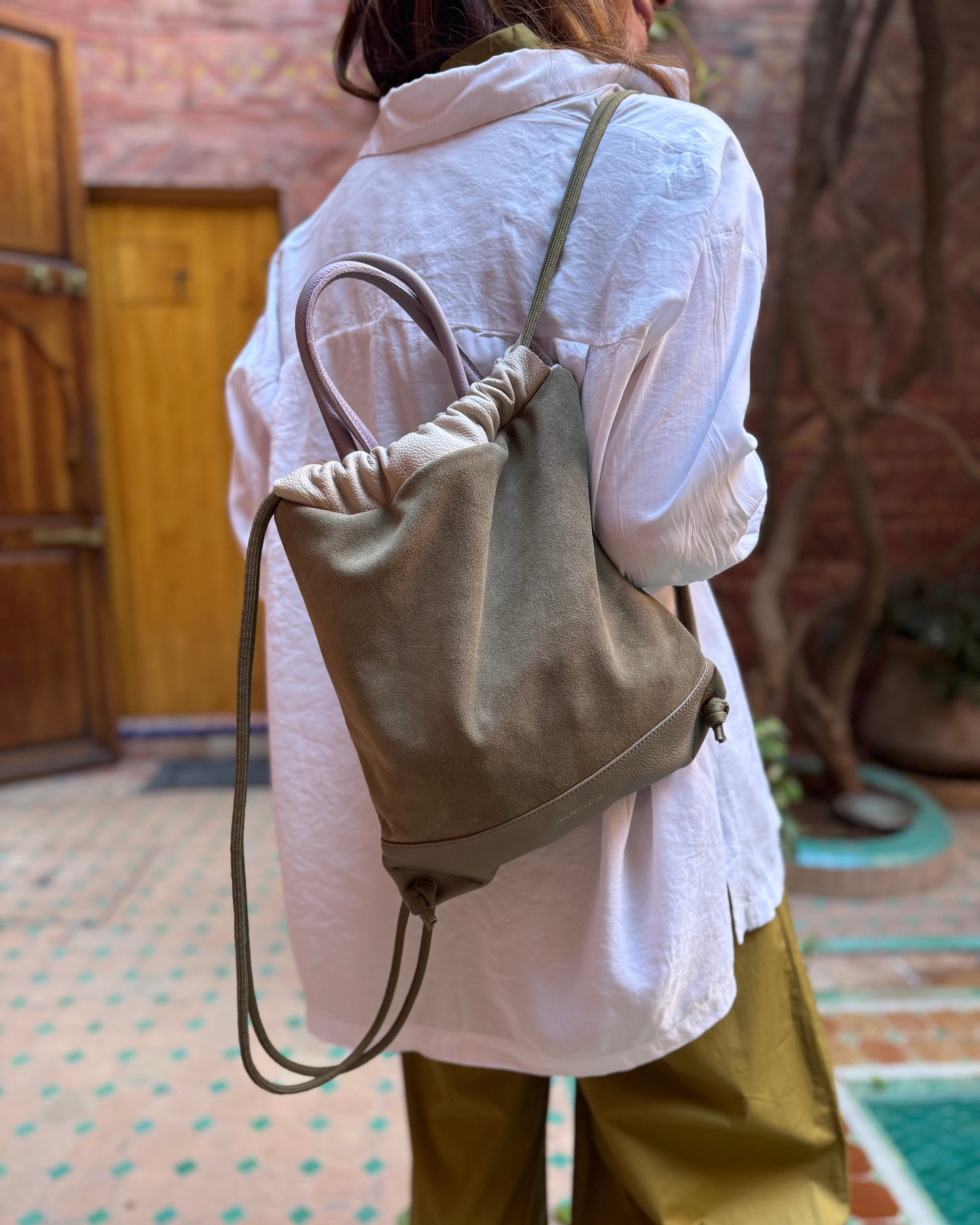 Mochila bolso de piel ante mujer Mimique Torimbia zero. Hecho en España