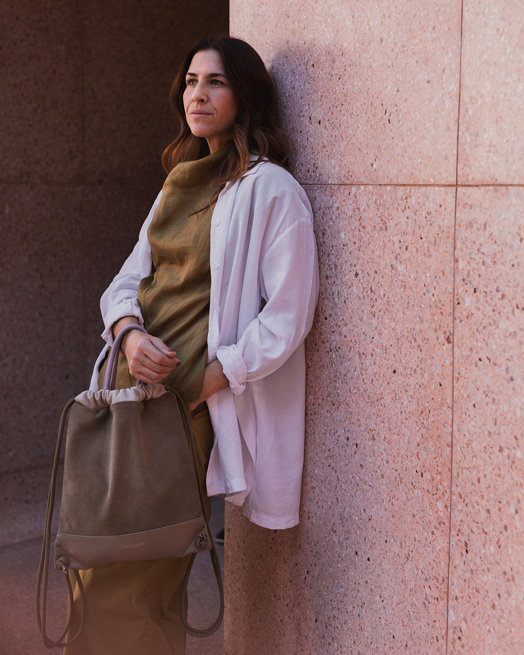 Mochila bolso de piel ante mujer Mimique Torimbia zero. Hecho en España