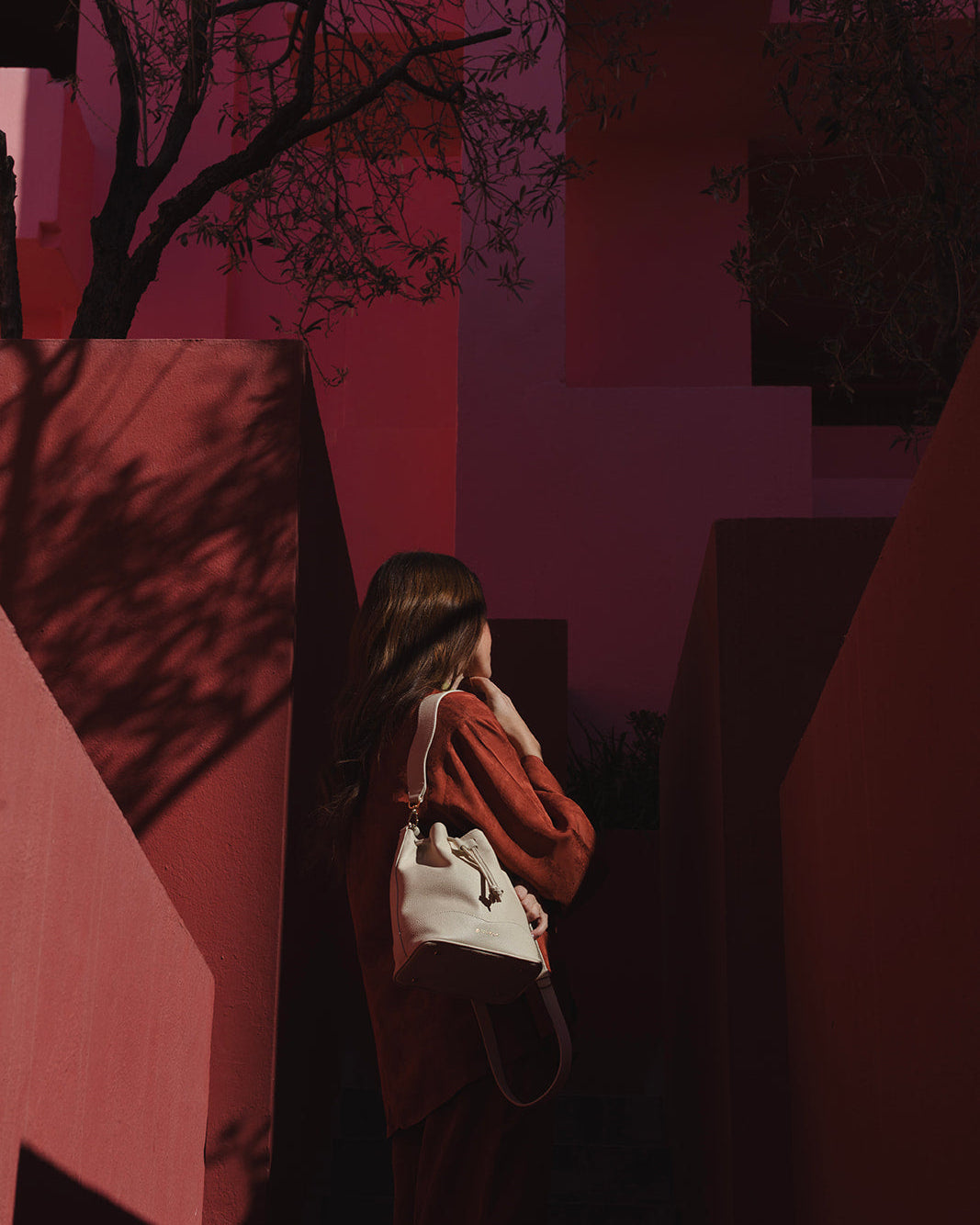 Bombonera mediana Serín crema de Mimique. Diseño original de máxima calidad made in spain. Cierre seguro