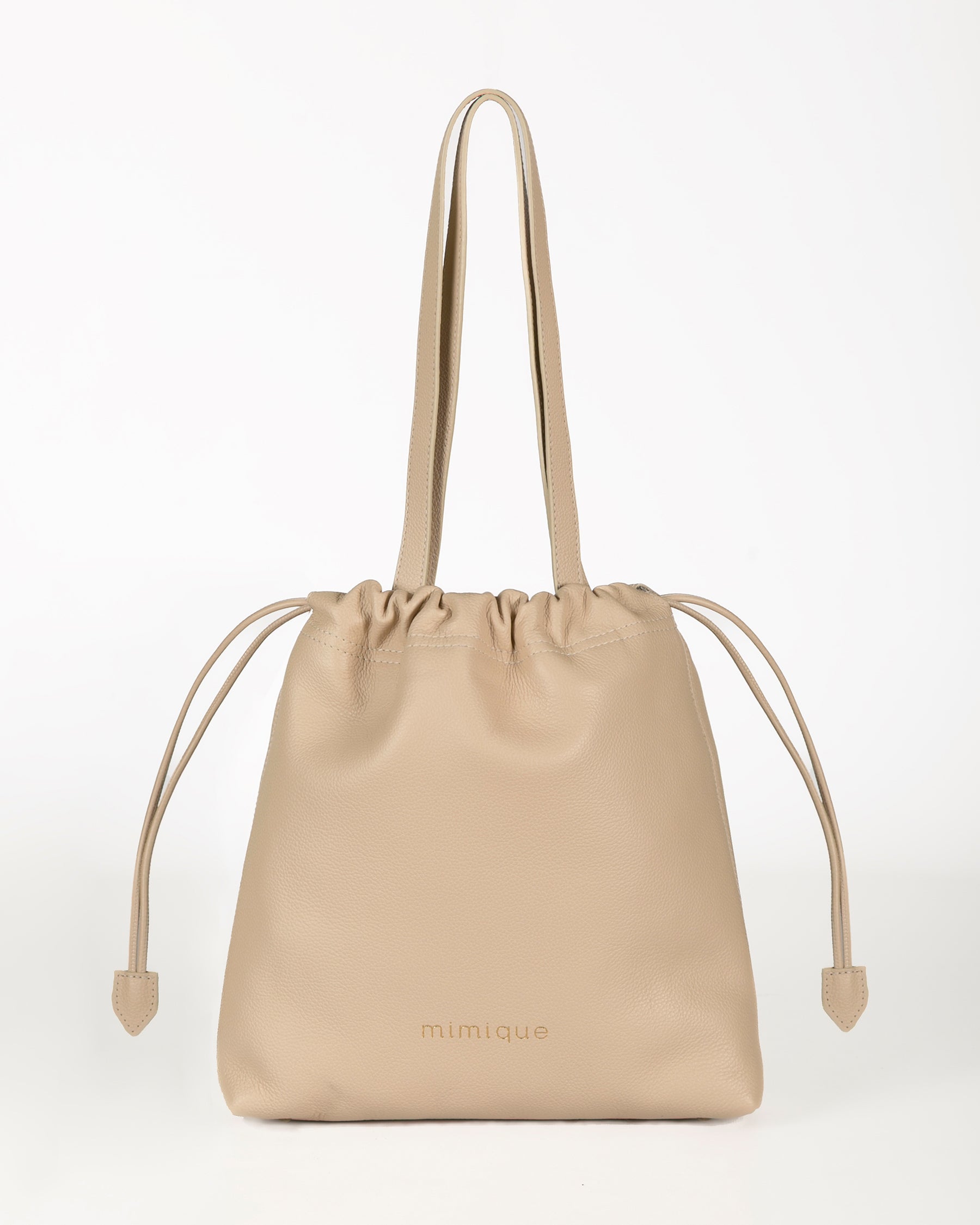 Bolso tote para mujer Barro Mimique en piel de la mejor calidad crema. Cómodo, ligero y con gran capacidad. Cierre seguro
