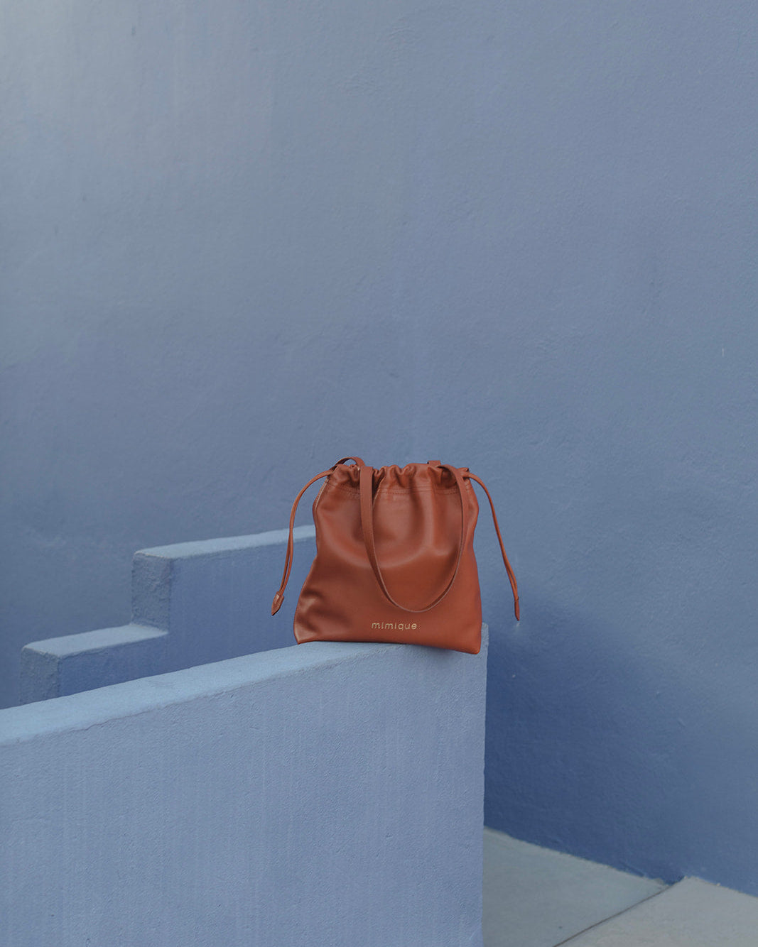 Bolso shopper para mujer Barro de Mimique en piel premium color cuero, tote bag de alta capacidad fabricado a mano en España