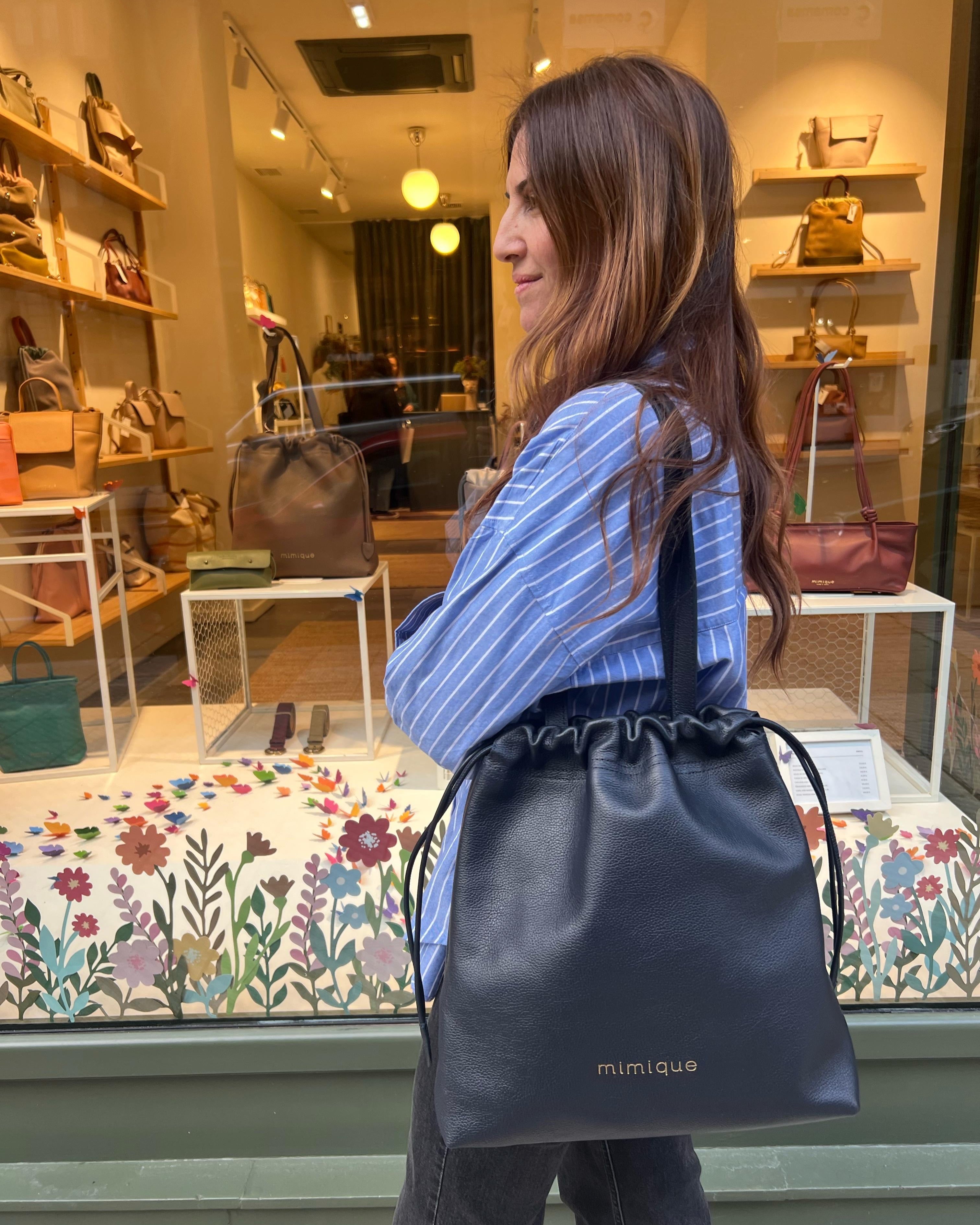 Barro navy de Mimique bolso diseño Tote bag de gran capacidad y calidad. Producción artesanal en España