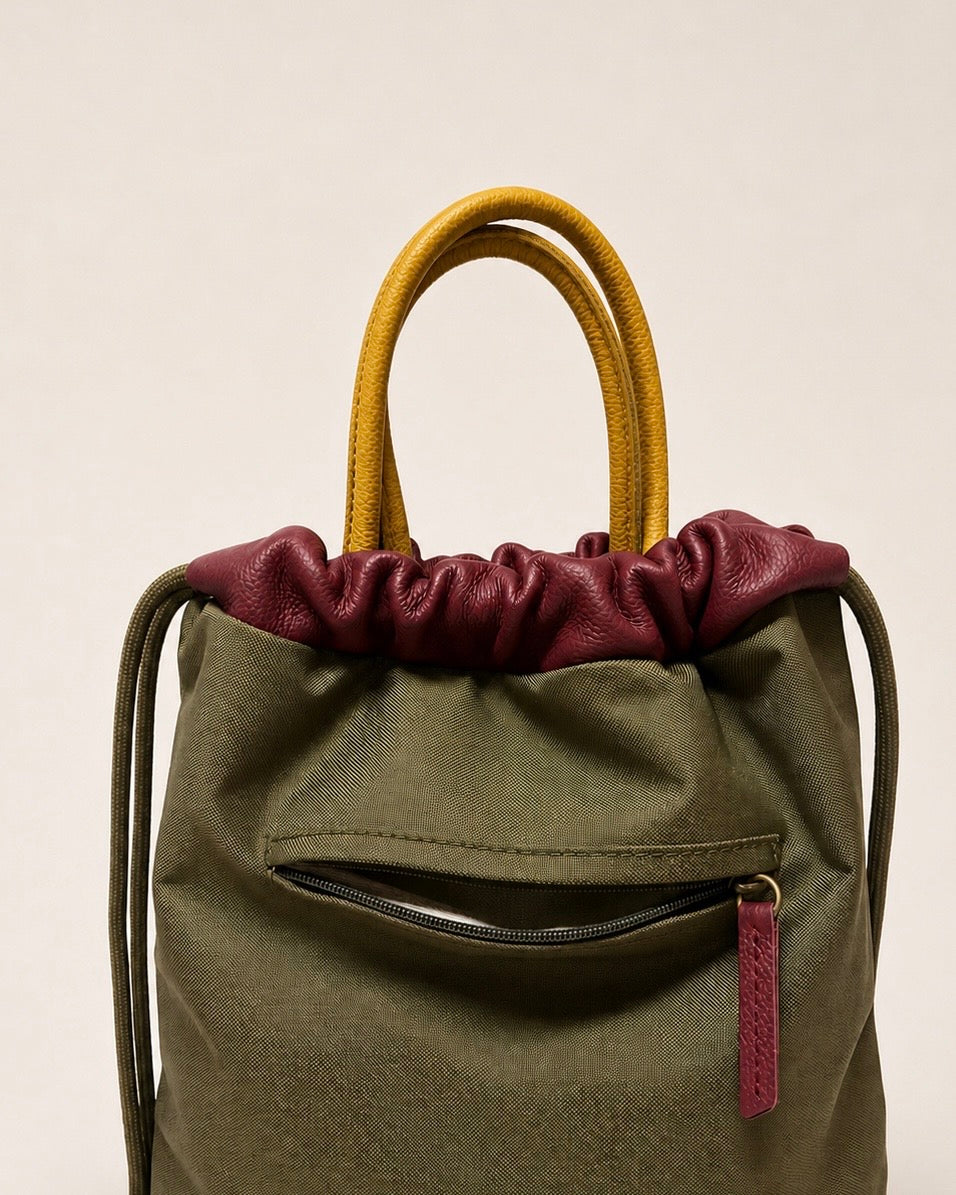 Bolsillo excterior con cremallera de mochila bolso Sevalle caqui de Mimique made in Spain