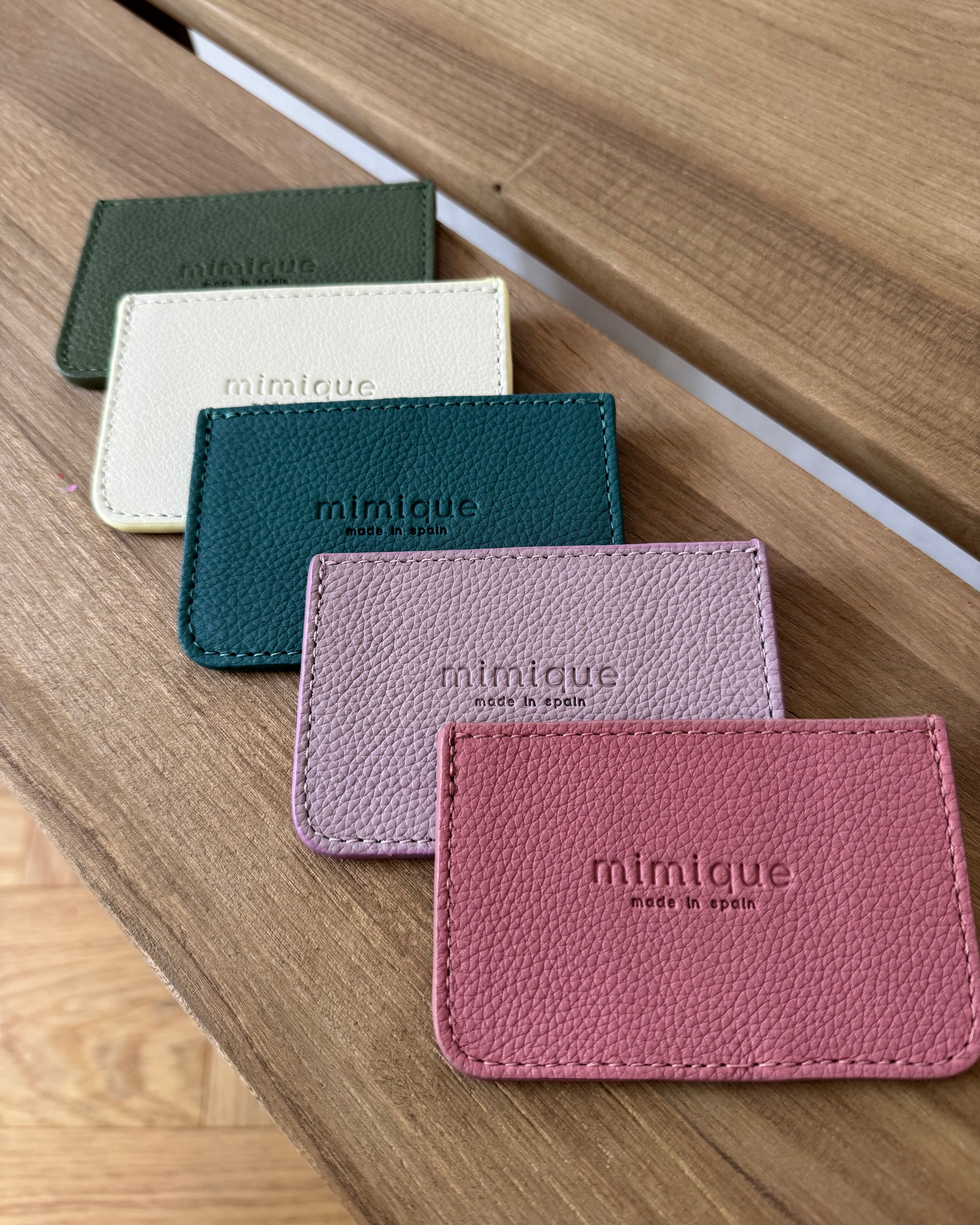 Tarjeteros de piel de colores Mimique hechos a mano en España en piel de máxima calidad con gran capacidad
