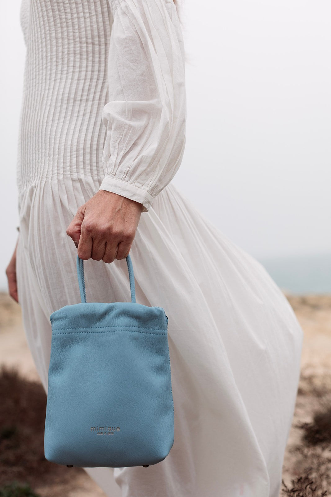 Mini bolso bombonera bandolera de piel CUE - hecho a mano en España