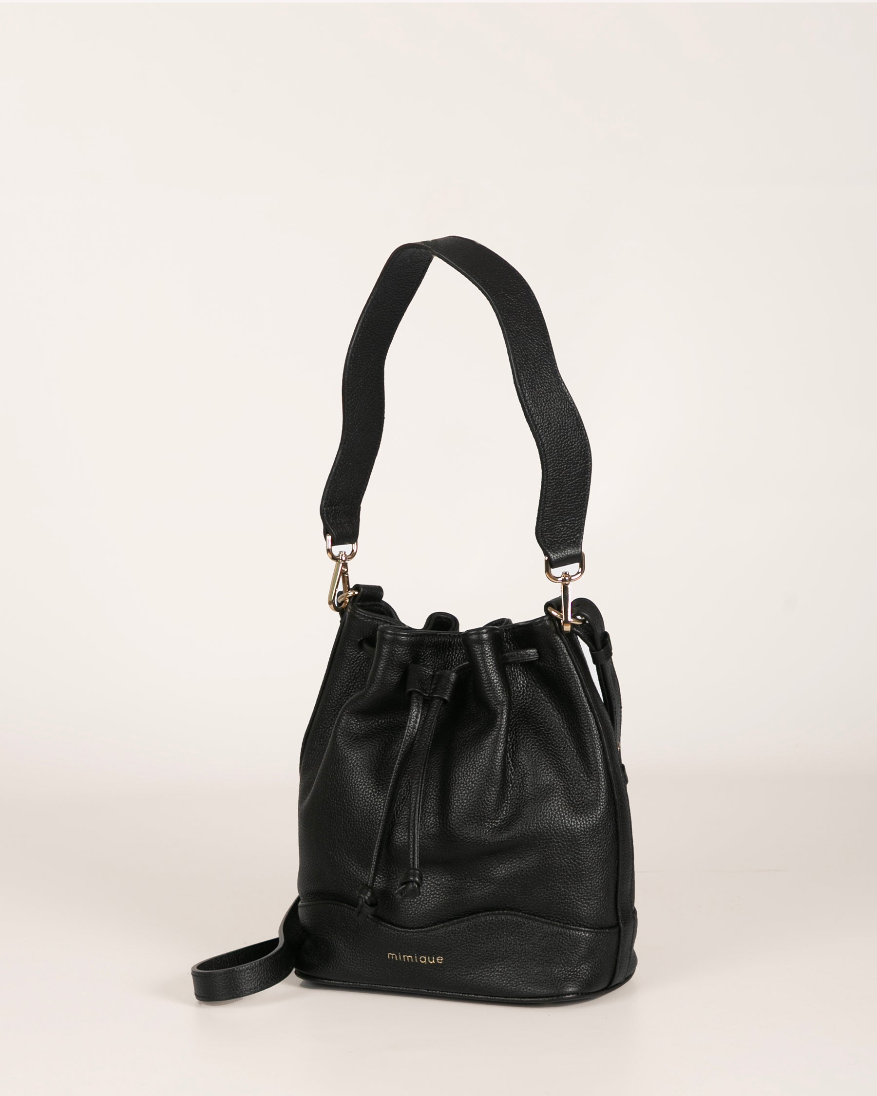 Bolso bombonera para mujer Serín Mimique. En piel negra de máxima calidad. Hecho en España