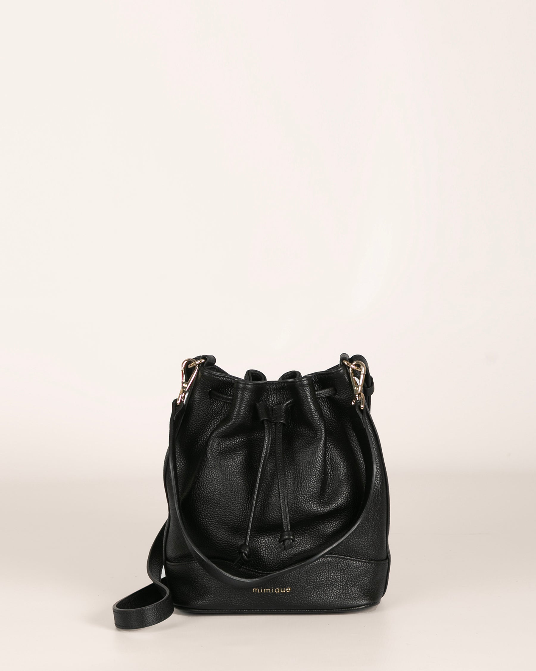 Bolso bombonera para mujer Serín Mimique. En piel negra de máxima calidad. Hecho en España