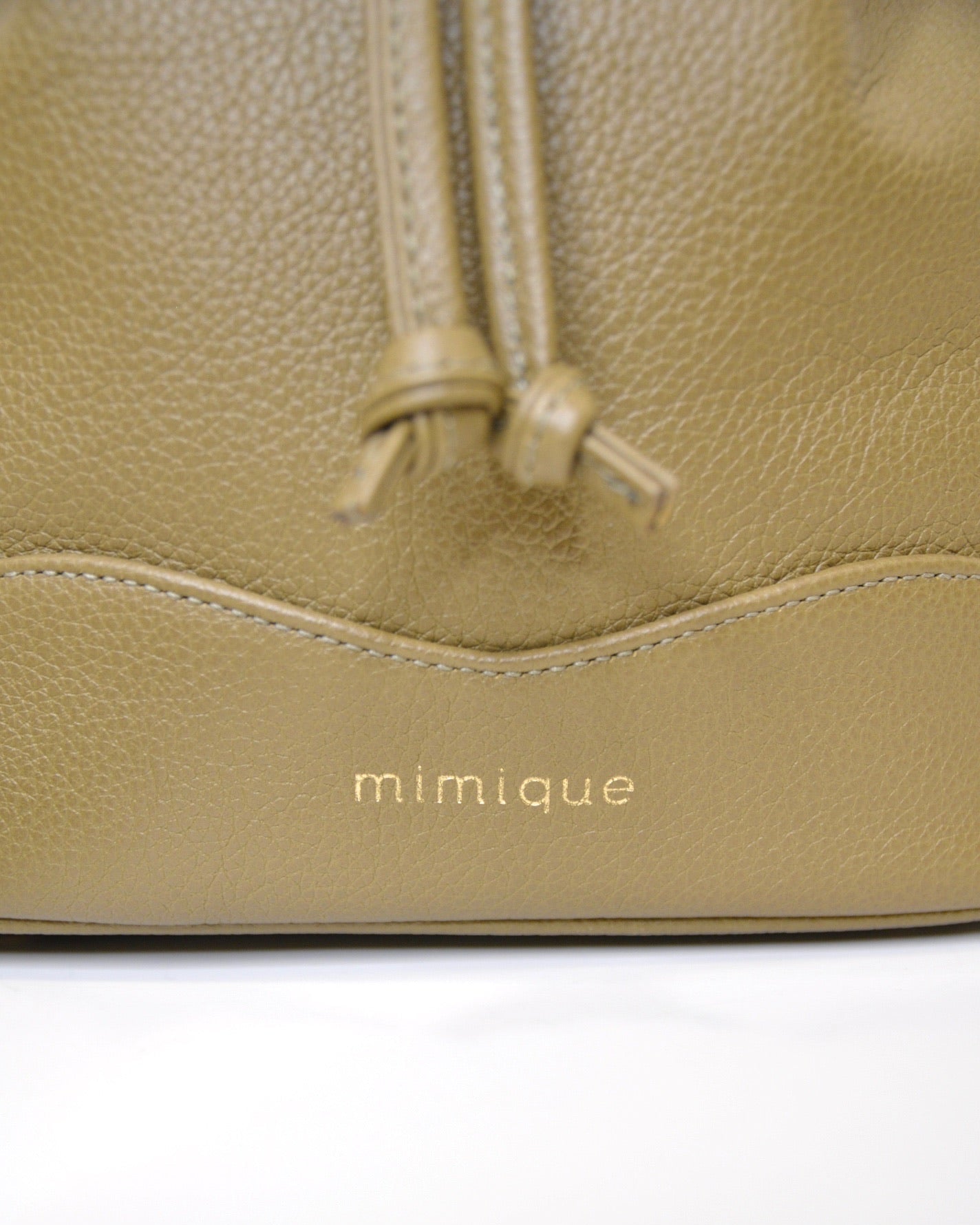 Bolso bombonera Serín de piel Mimique color verde oliva. Hecho en España