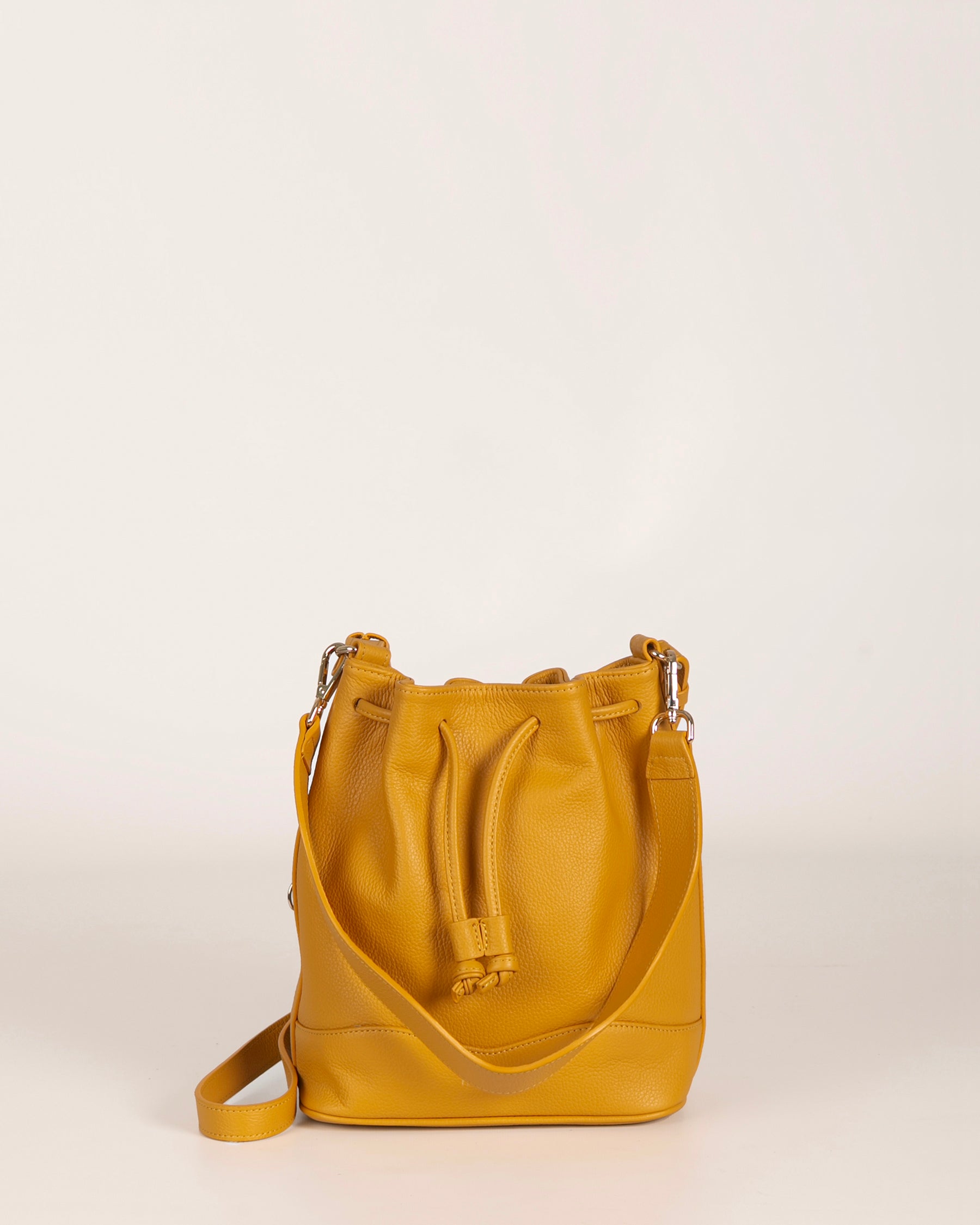 Bolso bombonera para mujer Serín Mimique. Gran capacidad y asa regulable. Made in Spain