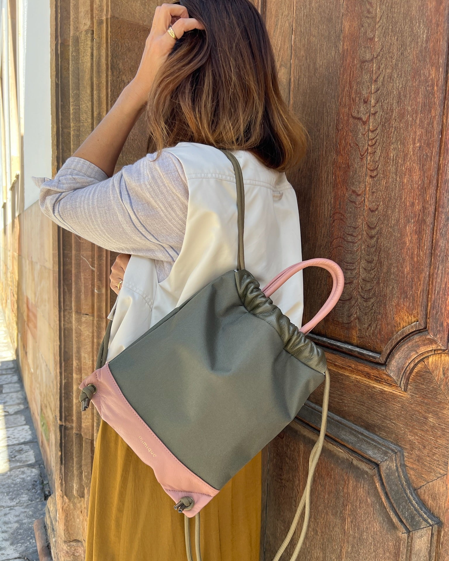 Mochila bolso Atalaya Mimique para mujer en piel y loneta impermeable caqui