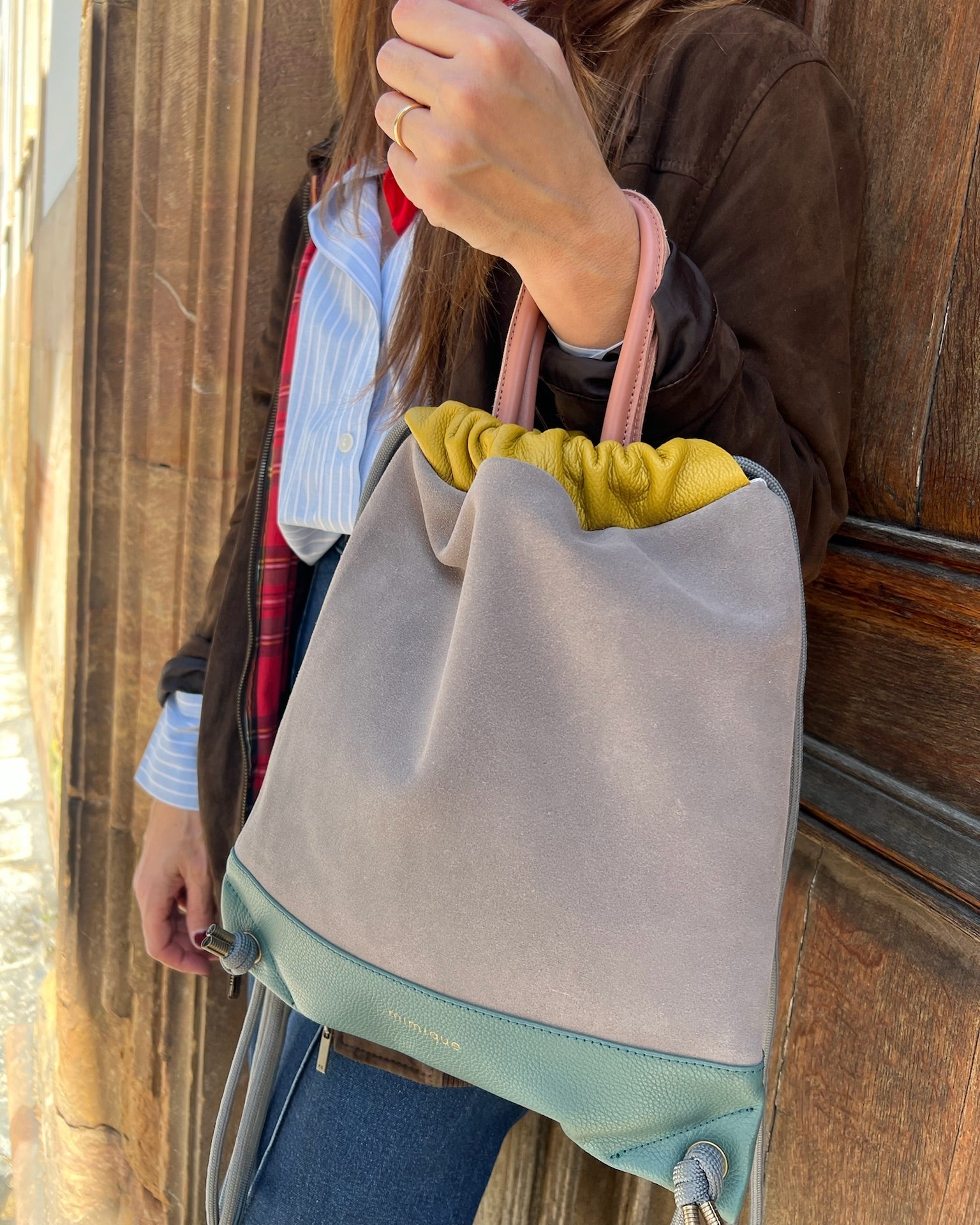 Mochila bolso de piel de gran calidad y capacidad Torimbia zero Mimique. Tamaño mediano