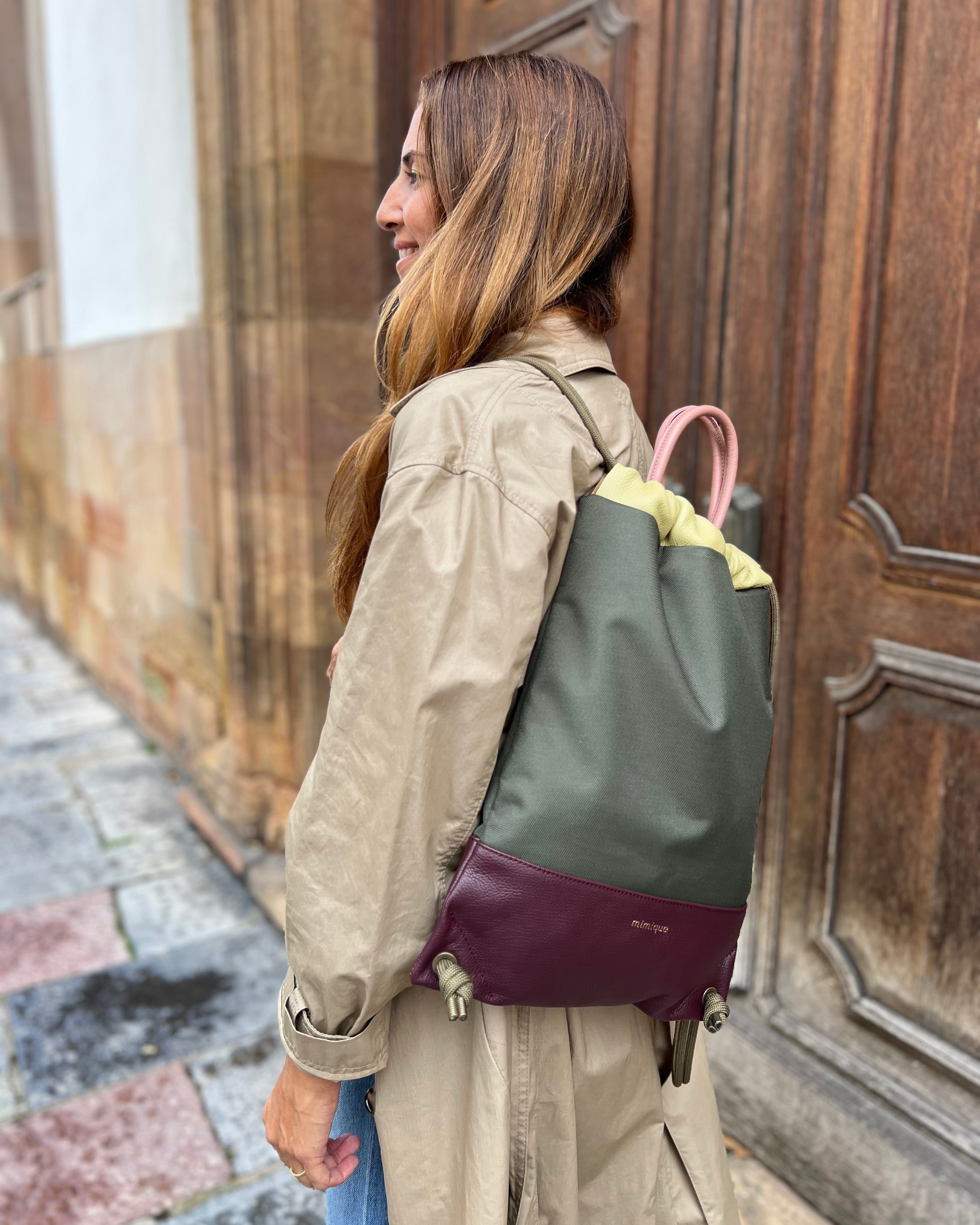 Mochila para mujer grande Sevalle Mimique verde caqui. Hecha a mano en España