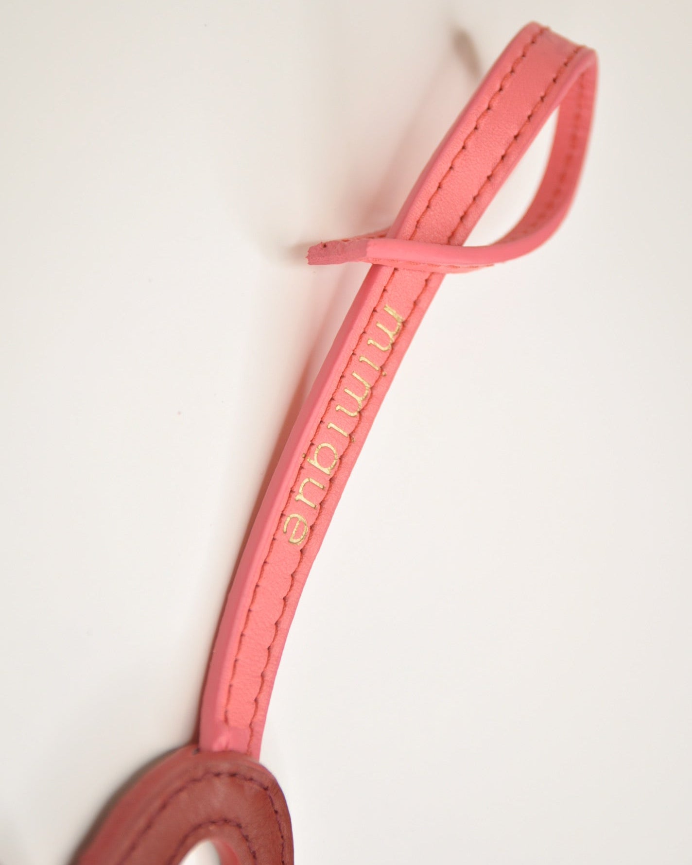 Charm de piel Mimique corazones rosa rojo para colgar. Hecho en España