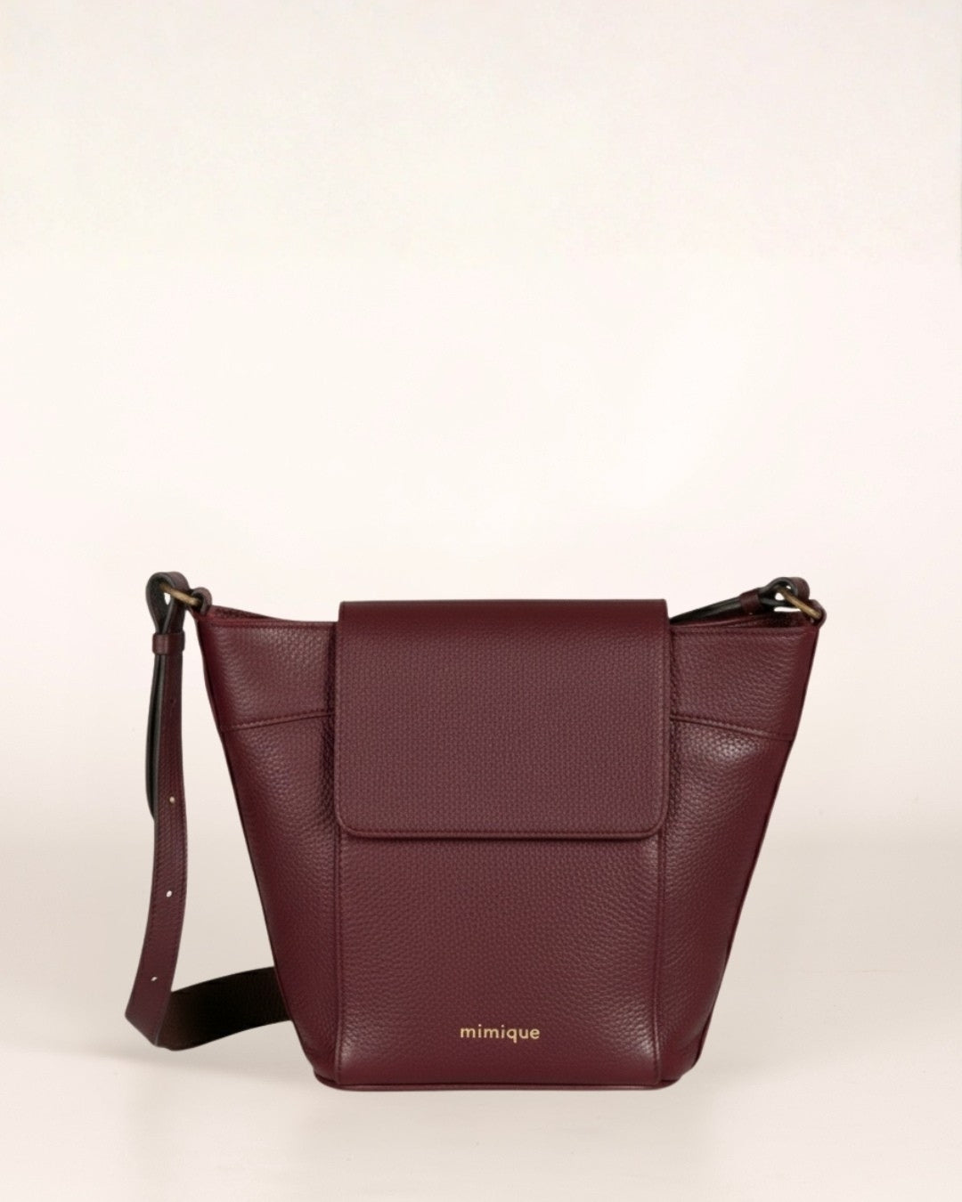 Bolso de piel para mujer Andrín Mimique. Color burdeos. Bandolera grande calidad hecha en España