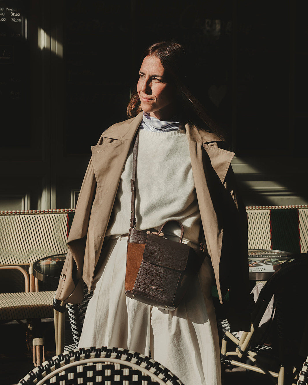Andrín mini marrón chocolate en piel y serraje bandolera cómoda y ligera con diseño elegante Mimique