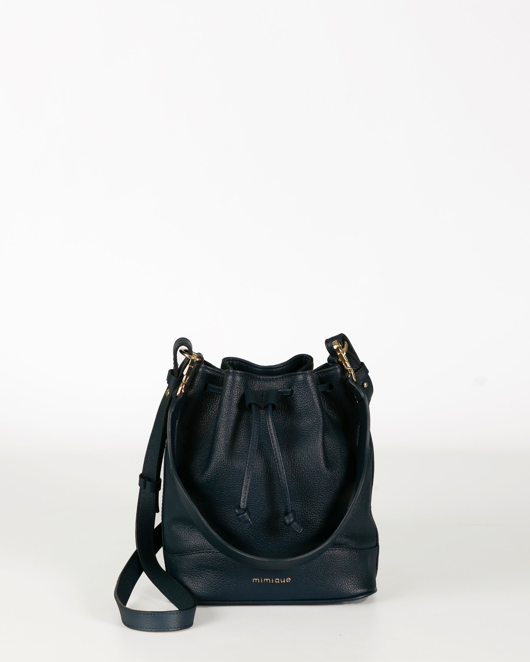 Bombonera para mujer de mucha capacidad Serín de Mimique en piel premium color  navy. Cómodo, seguro y ligero