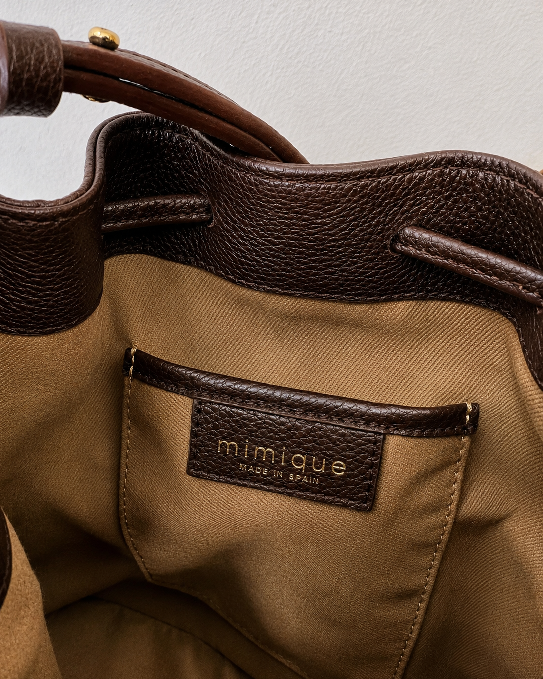 Serín piel y serraje marrón de Mimique bolso bombonera para mujer de gran calidad made in Spain bolsillo interior