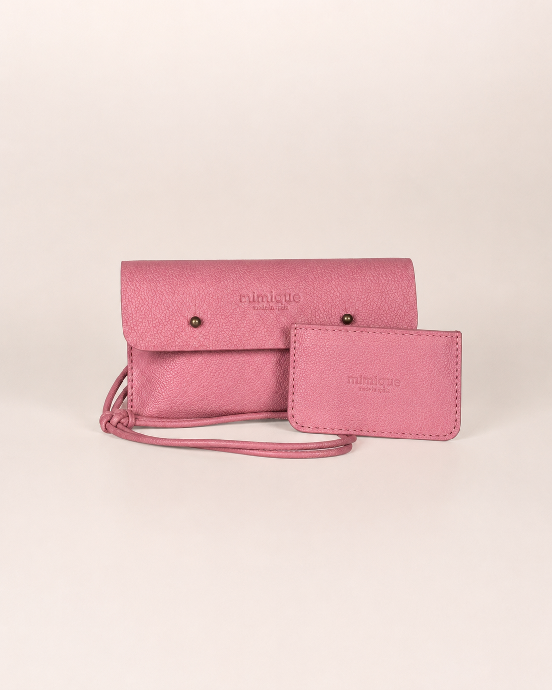 Pack Funda de móvil y tarjetero Mimique en piel premium color salmón o caballa cómodo y ligero